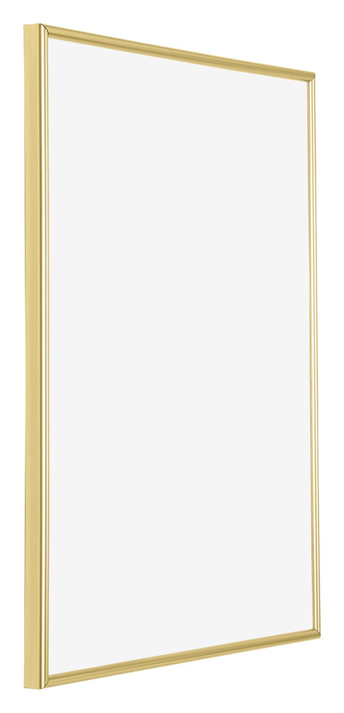 Annecy Kunststoff Bilderrahmen 24x32cm Gold Vorne Schrag | Yourdecoration.de