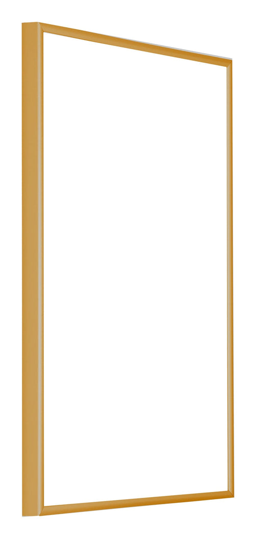 Austin Aluminium Bilderrahmen 60x90cm Gold Vintage Vorne Schrag | Yourdecoration.de