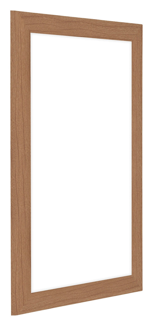 Como MDF Bilderrahmen 60x85cm Nussbaum Hell Vorne Schrag | Yourdecoration.de