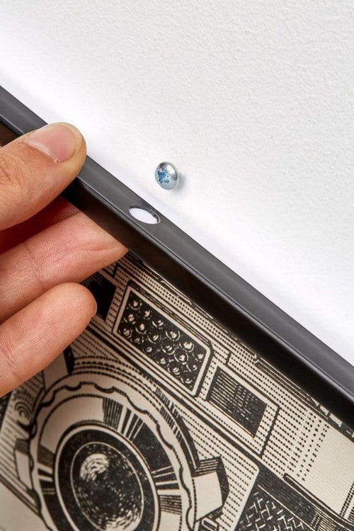 Posterhänger Schwarz 61cm mit aufhangeloch | Yourdecoration.de