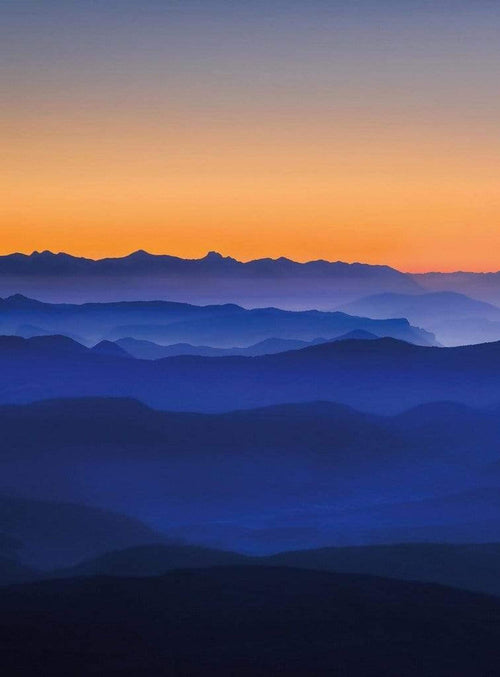 Wizard+Genius Mountains Vlies Fototapete 192x260cm 4-bahnen | Yourdecoration.de