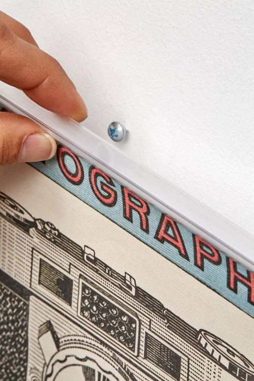 Posterhänger Transparent 75cm mit aufhangeloch | Yourdecoration.de
