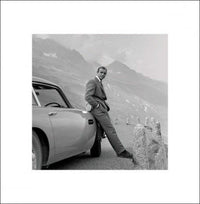 Pyramid James Bond Aston Martin Kunstdruck 40x40cm | Yourdecoration.de