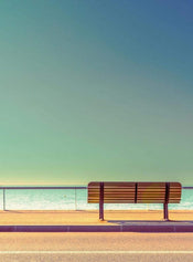 Wizard+Genius Bench And Sea Vlies Fototapete 192x260cm 4-bahnen | Yourdecoration.de