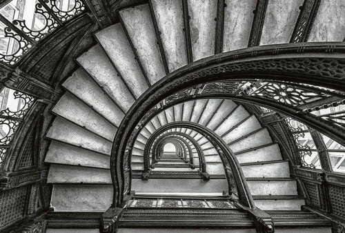 Wizard+Genius Old Stairs Vlies Fototapete 384x260cm 8-bahnen | Yourdecoration.de