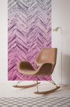 Komar Herringbone Pink Vlies Fototapete 100x250cm 1-bahn Sfeer | Yourdecoration.de
