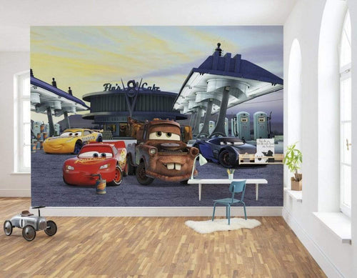 Komar Cars 3 Station Fototapete 368x254cm 8-delig Interieur | Yourdecoration.de