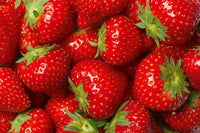 Dimex Strawberry Fototapete 375x250cm 5-Bahnen | Yourdecoration.de
