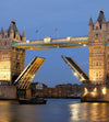 Dimex Tower Bridge Night Fototapete 225x250cm 3-Bahnen | Yourdecoration.de