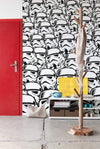 Komar Star Wars Stormtrooper Swarm Vlies Fototapete 250x280cm 5-Bahnen Sfeer | Yourdecoration.nl