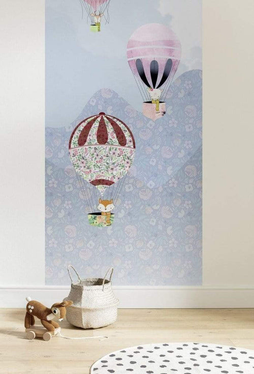 Komar Happy Balloon Vlies Fototapete 100x250cm 1-bahn Sfeer | Yourdecoration.de